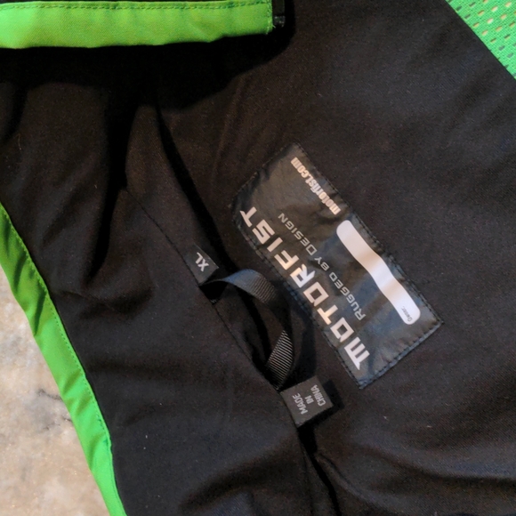 Motorfist Snowmobile Jacket - Picture 6 of 12